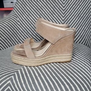 Jessica Simpson Tan Suede Platform Sandal